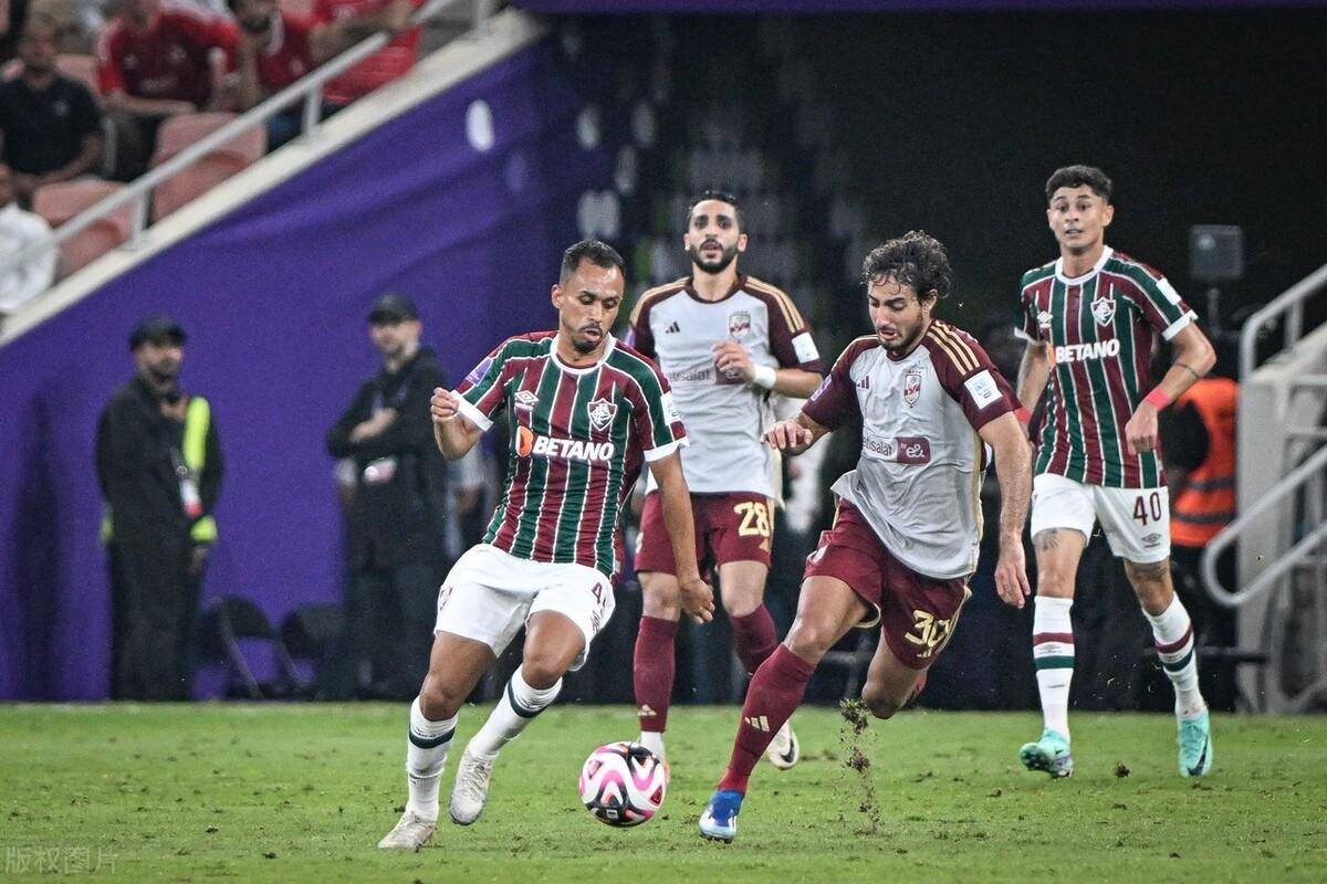 包含独家:弗鲁米嫩塞世俱杯首战阵容预测的词条 包含独家:弗鲁米嫩塞世俱杯首战阵容预测的词条