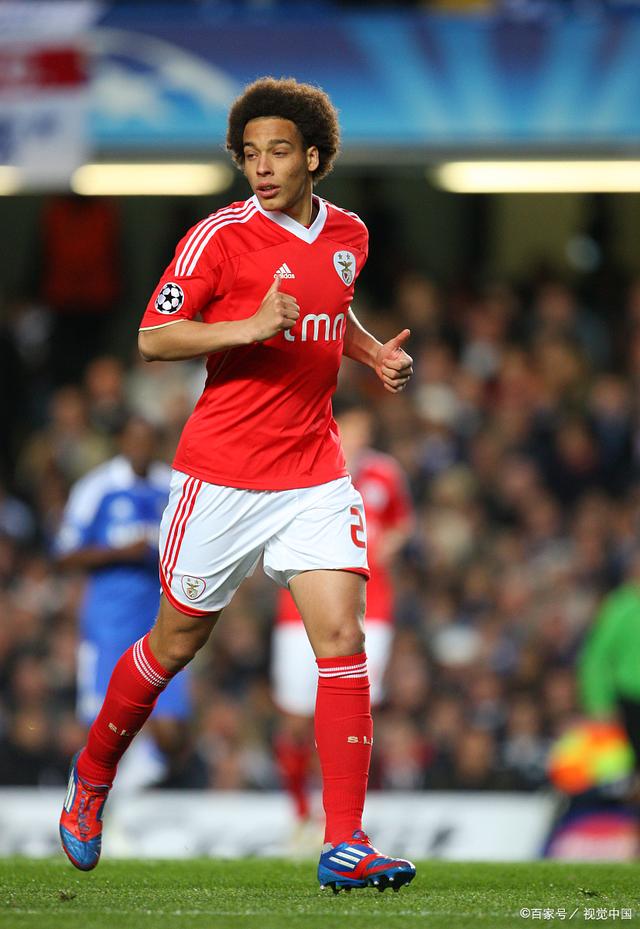 本菲卡客场小胜，保持领先优势