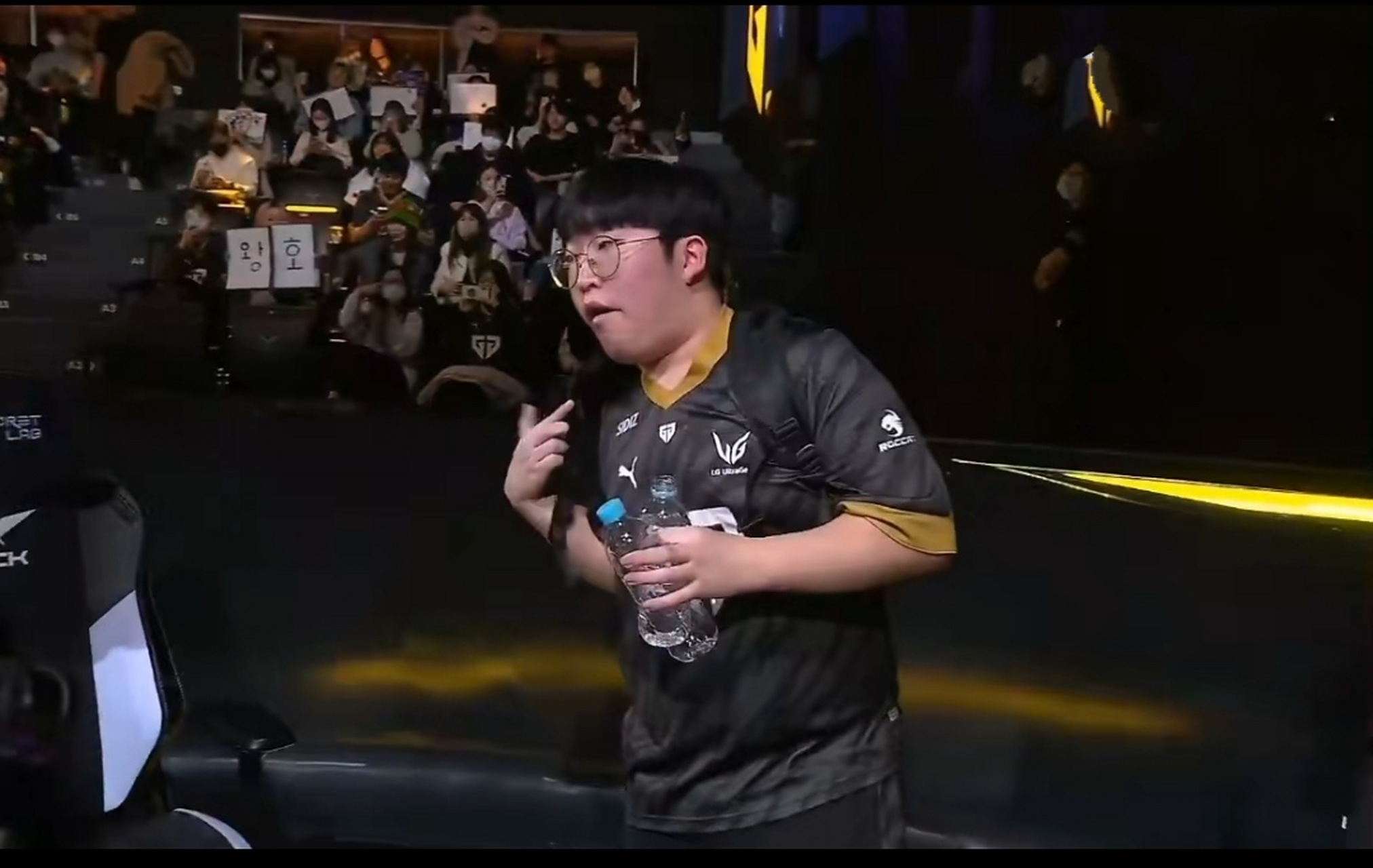 LGD绝杀RNG,Peanut单局斩获MVP四强赛3:0(巴黎) LGD绝杀RNG,Peanut单局斩获MVP四强赛3:0(巴黎)